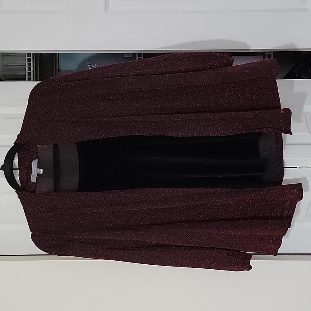 NY Collection Velvet Shell attached with black/red glitter jacket